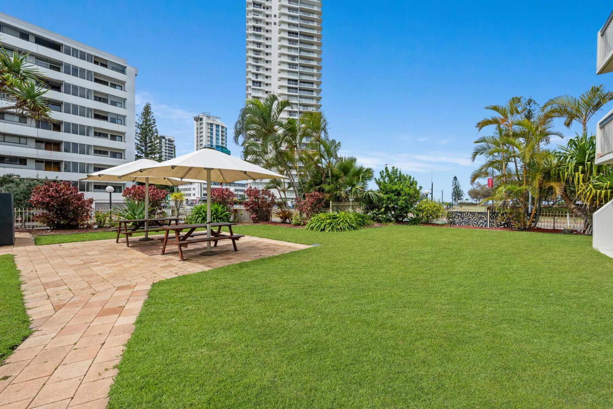 Hi Ho Beach Apartments On Broadbeach Gold Coast Exterior foto