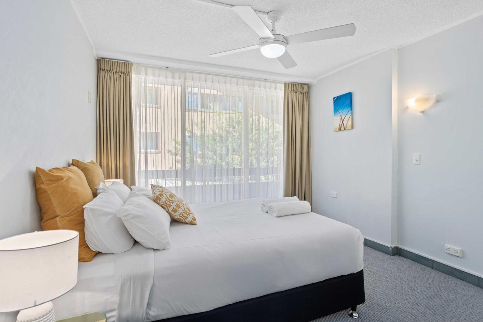 Hi Ho Beach Apartments On Broadbeach Gold Coast Exterior foto