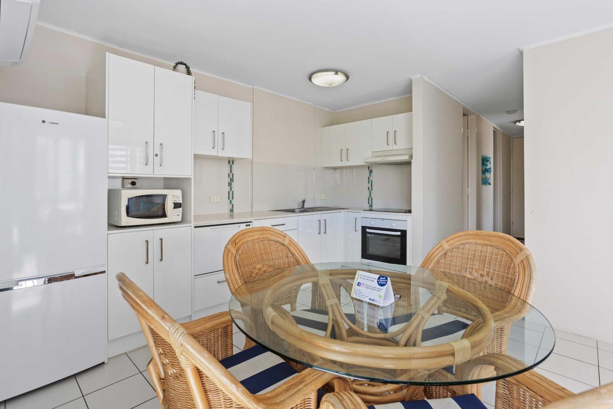 Hi Ho Beach Apartments On Broadbeach Gold Coast Exterior foto