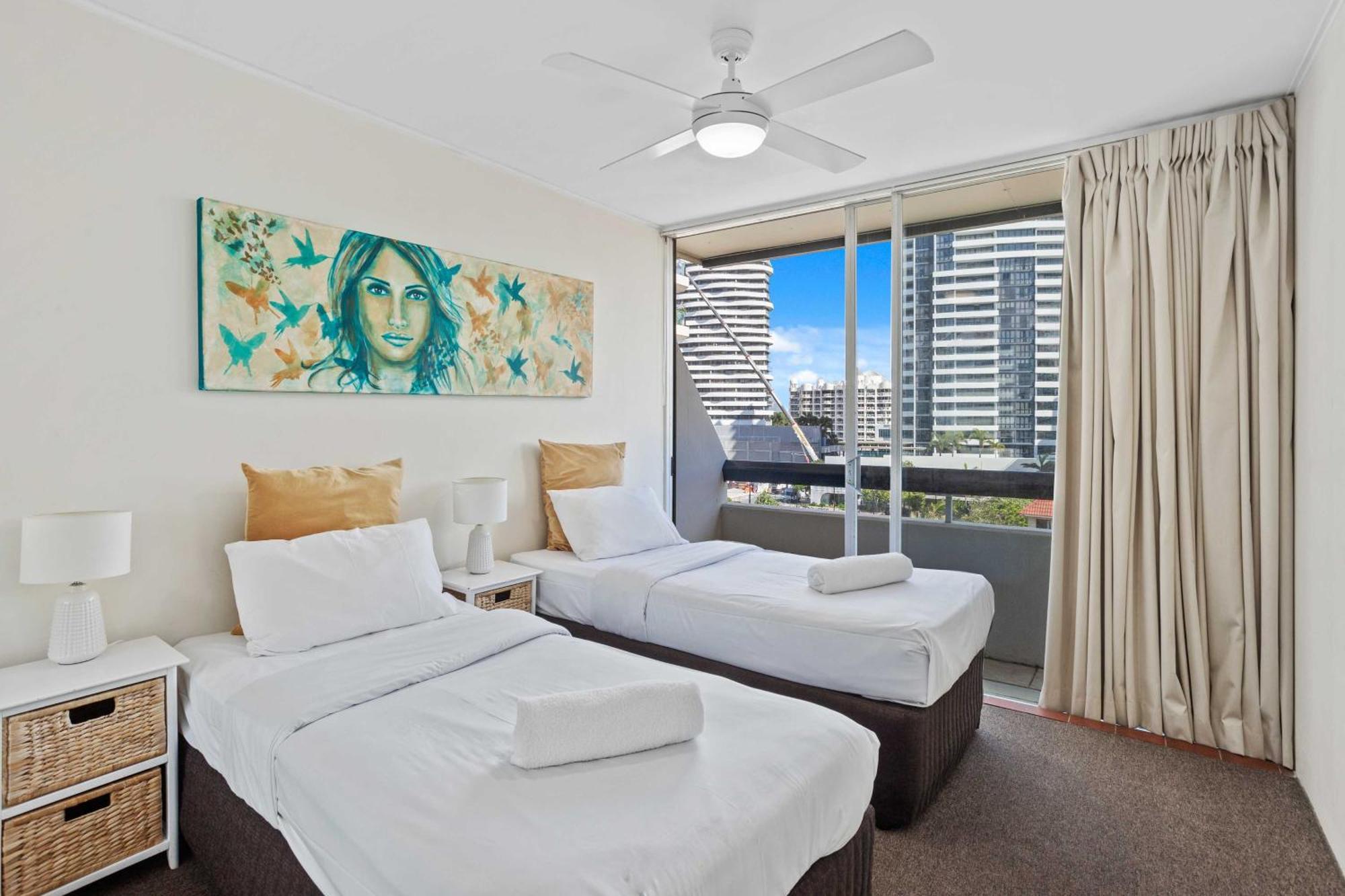 Hi Ho Beach Apartments On Broadbeach Gold Coast Exterior foto