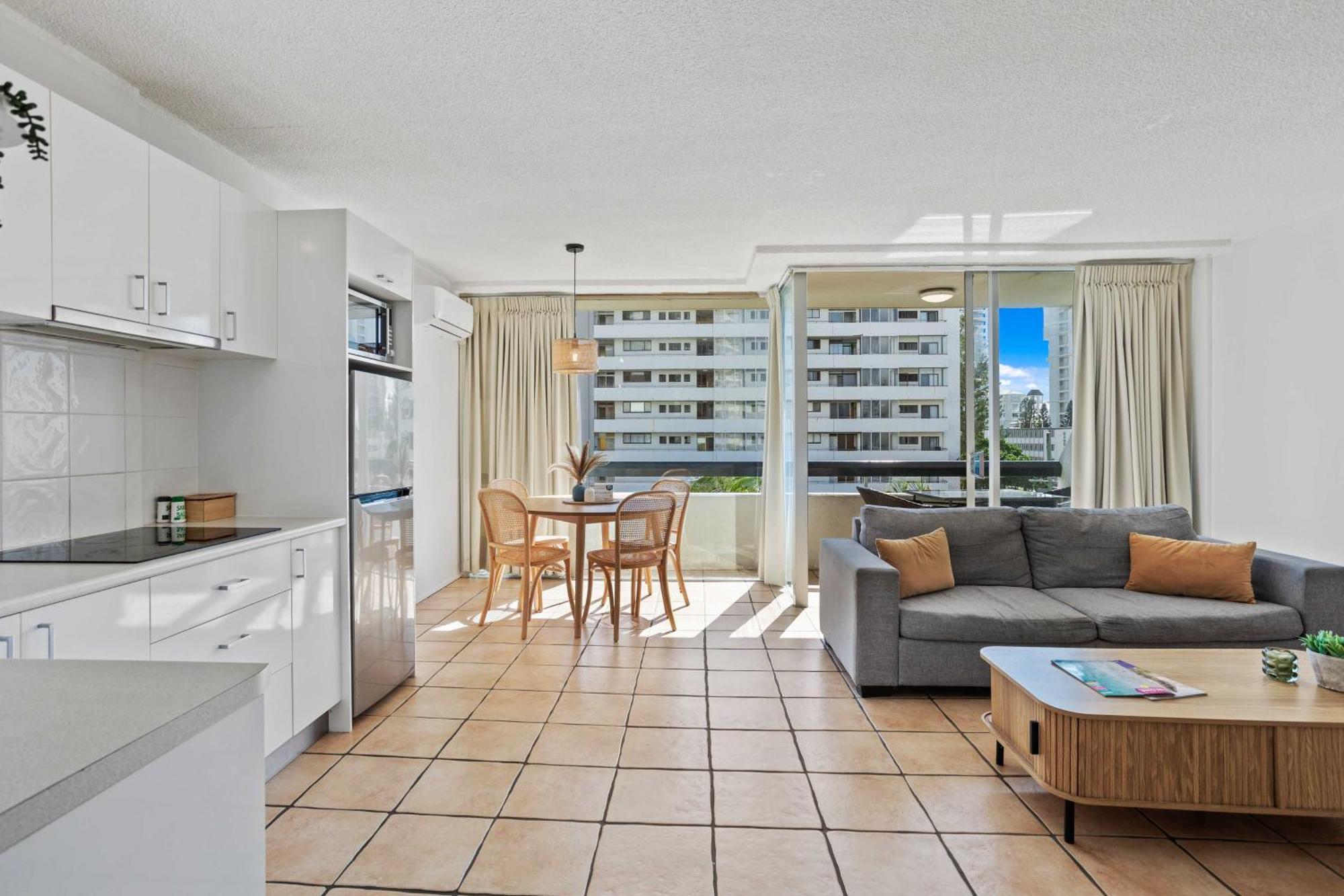 Hi Ho Beach Apartments On Broadbeach Gold Coast Exterior foto