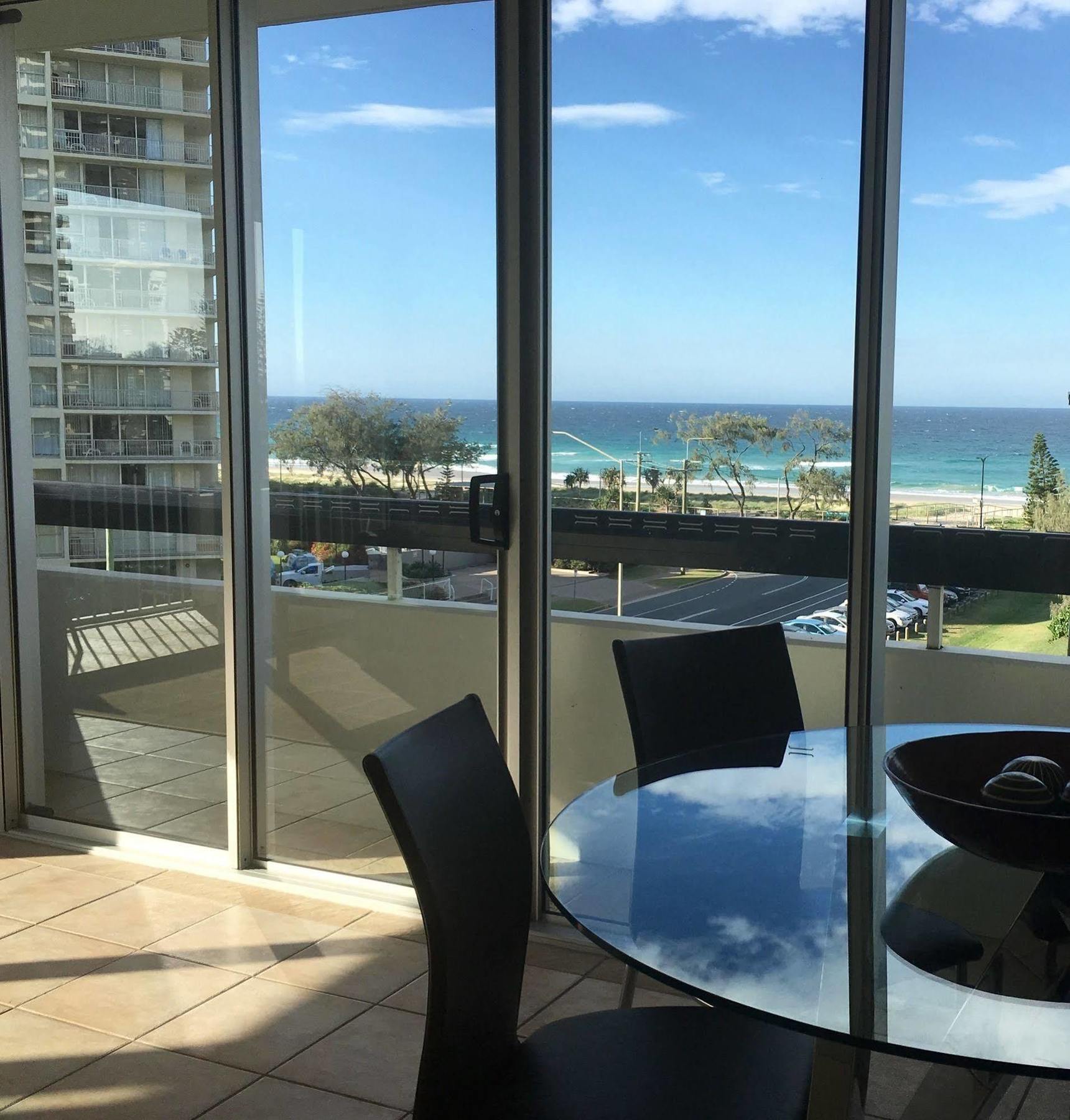 Hi Ho Beach Apartments On Broadbeach Gold Coast Exterior foto